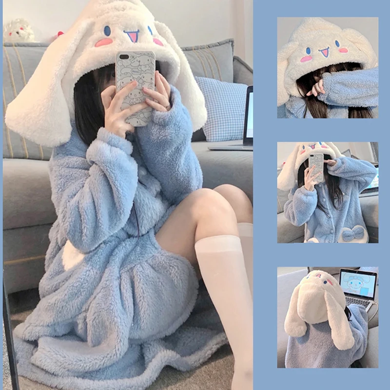 Winter Clothing Kit - 2Pcs Hello Kittys Plush Pajama Set