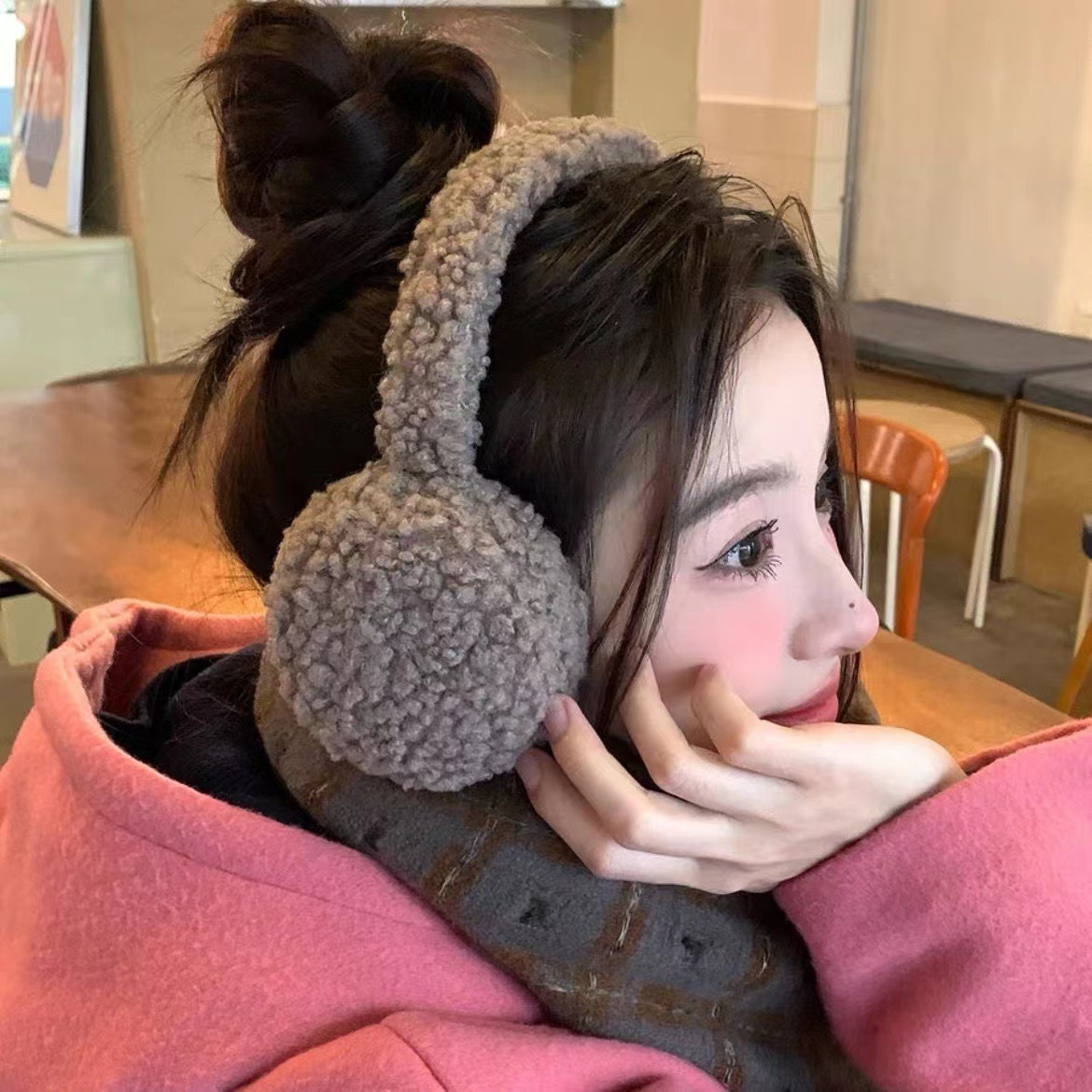 Minimalist Lambswool Plush Ear - Winter Clothing Earmuffs recension och pris