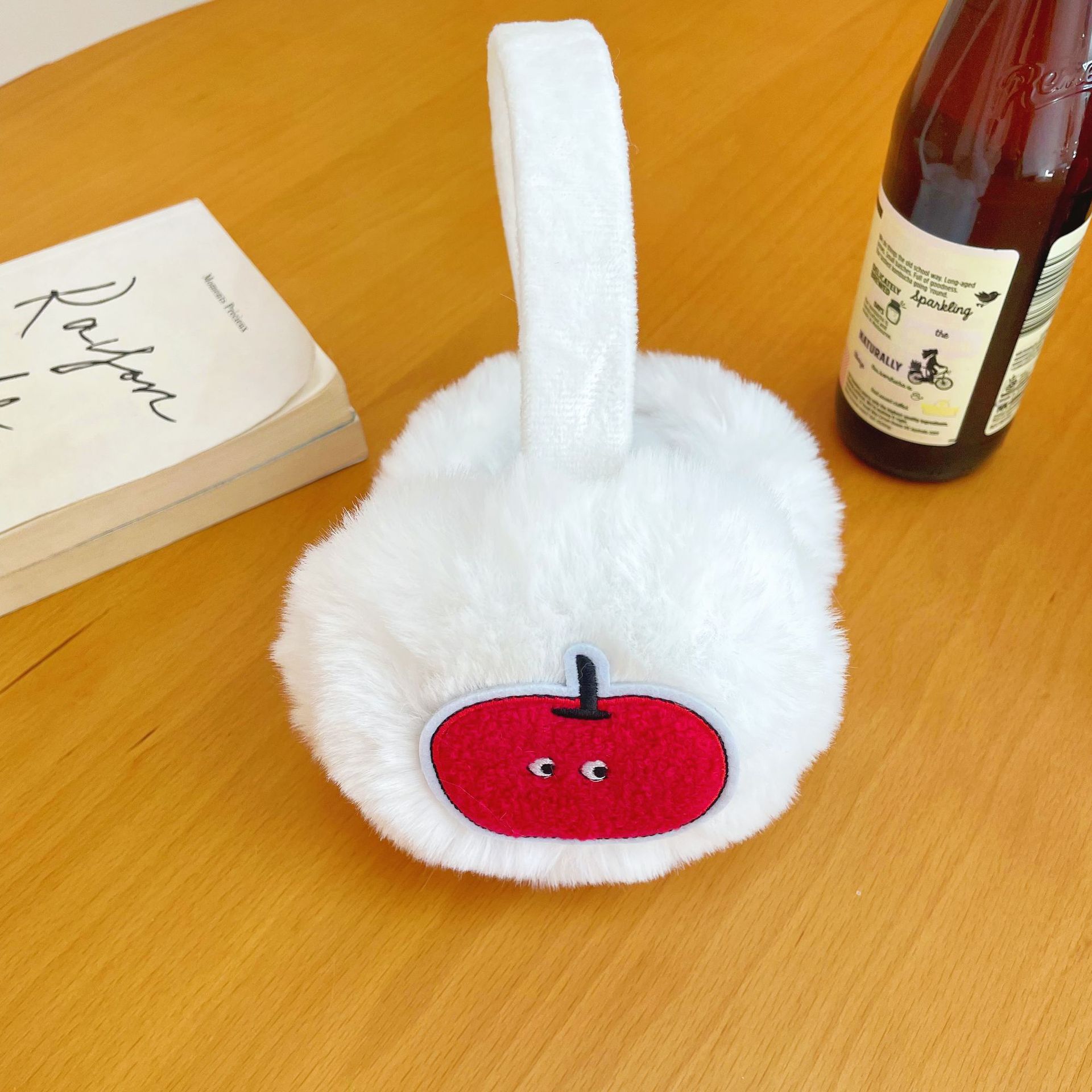 Anjj New Apple Earmuffs Exquis - Winter Clothing Earmuffs recension och pris