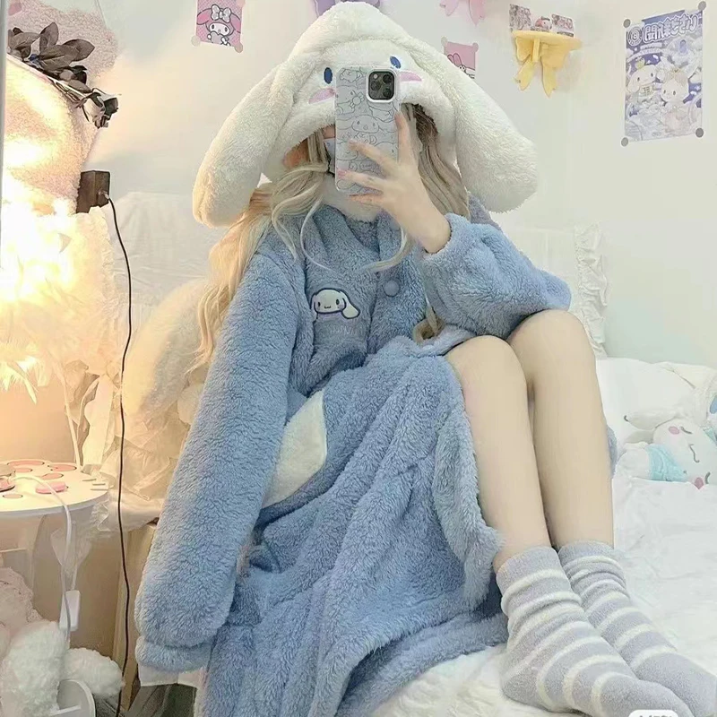 2Pcs Hello Kittys Plush Pajama - Winter Clothing Kit recension och pris