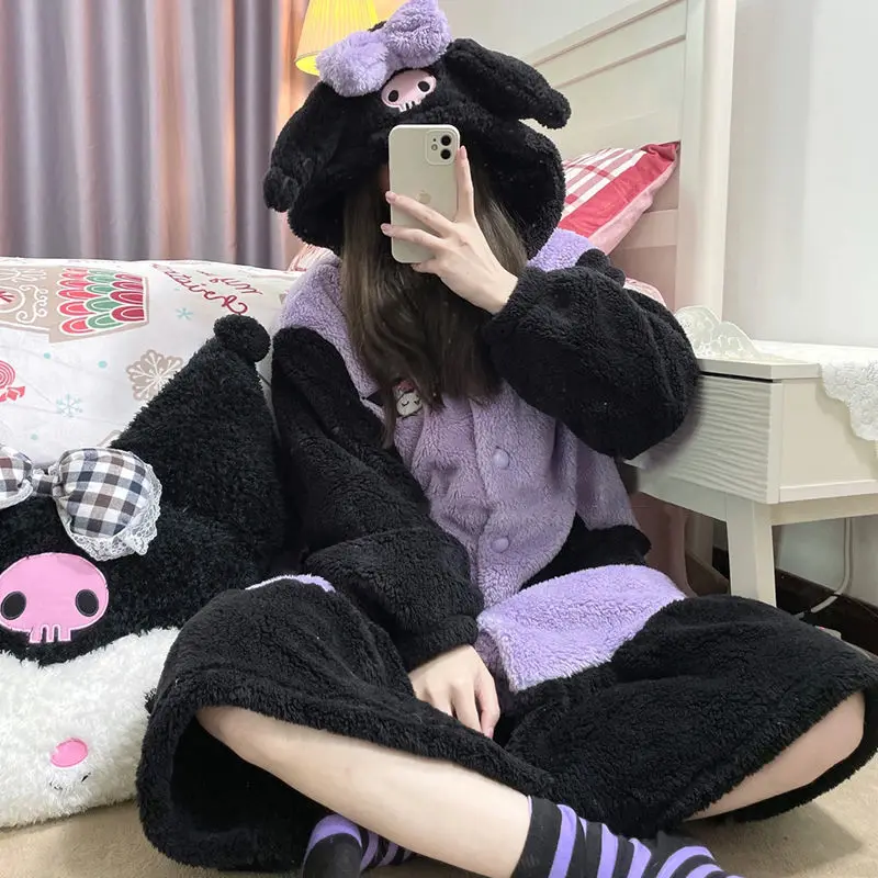 2Pcs Hello Kittys Plush Pajama - Winter Clothing Kit recension och pris